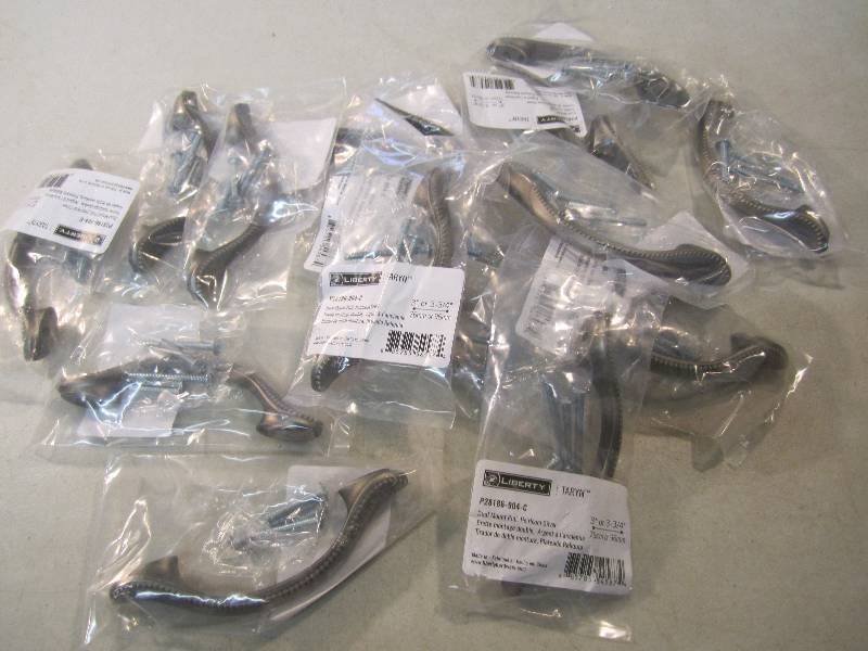 lot 115 image: Lot of 17 Dual Mount 3 or 3.75 Ta...