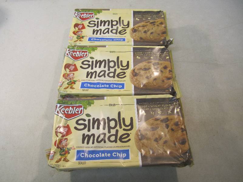 lot 136 image: 3 Packs Keebler Simply Made Chocola...
