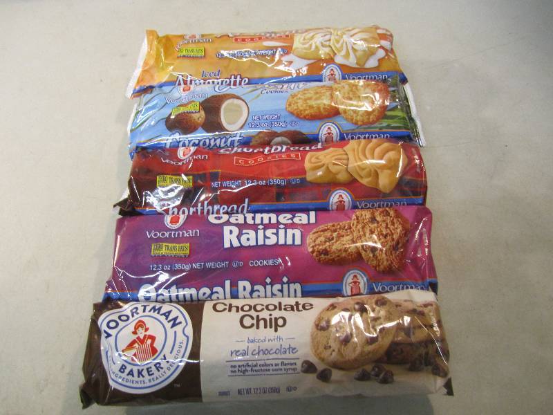 lot 148 image: 5 Packs of Various Cookies Chocolat...