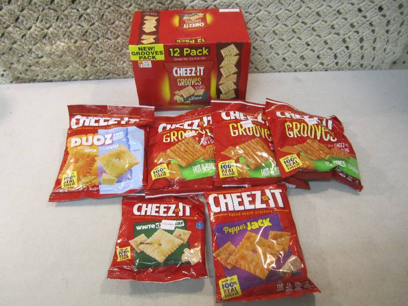 lot 168 image: Mixed Flavor Lot of Cheez-It Snack ...