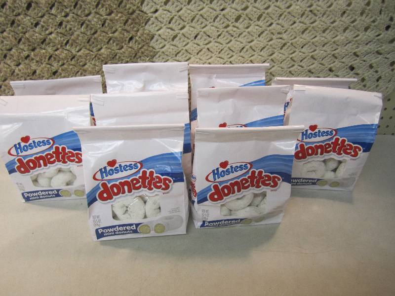 lot 173 image: 10 Bags Hostess Powdered Donuts Bes...