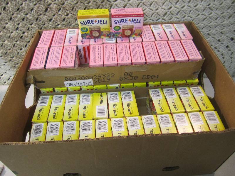 lot 203 image: Banana Box Full of Sure-Jell Premiu...