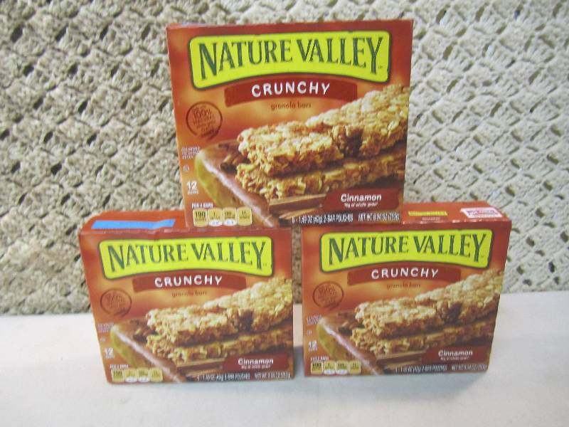 lot 251 image: 3 Boxes Nature Valley Crunchy Cinna...