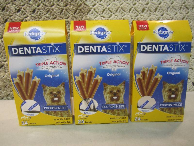 lot 283 image: 3 Boxes Pedigree DentaStix Dog Snac...