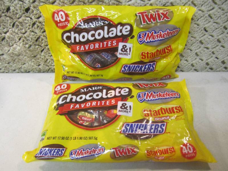 lot 292 image: 2 Big Bags of Mixed Candy Best by F...