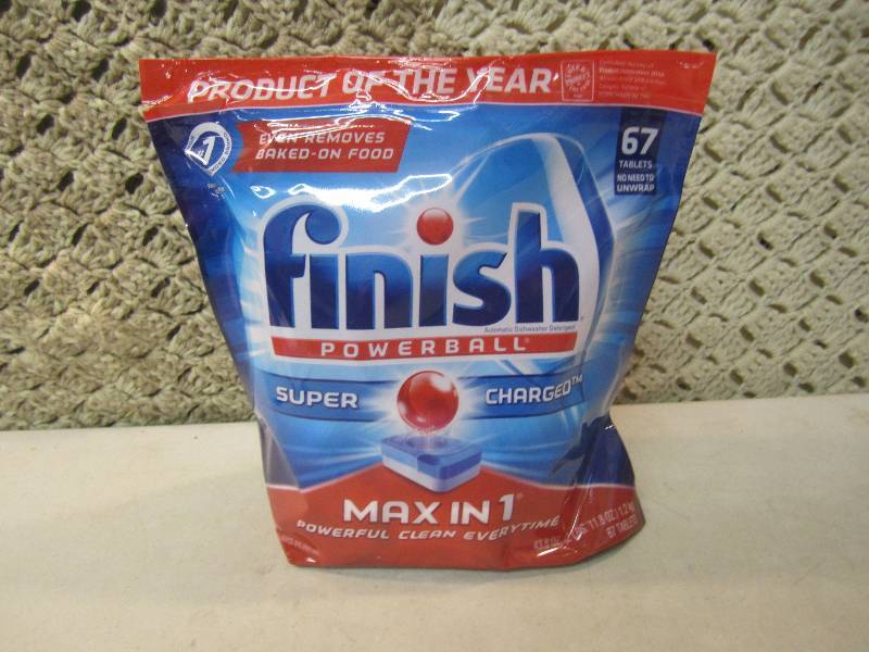 lot 303 image: Large Bag of Finish Powerball Dishw...