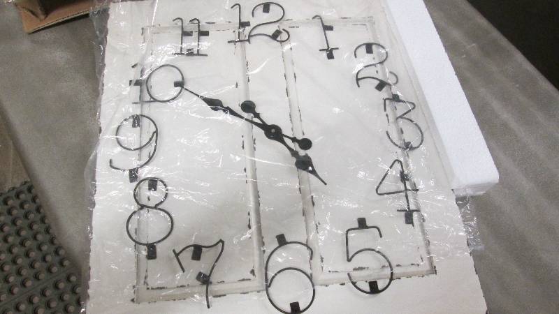 Outdoor Wood Clock open box, untest...