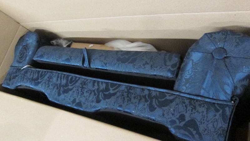Rose Storage Bench open box Retail ...