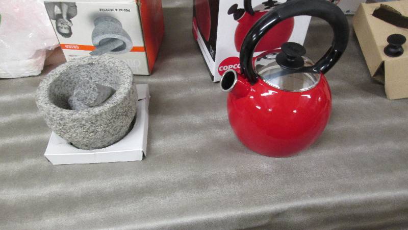 Mortar & Pestle( Pestle handle brok...