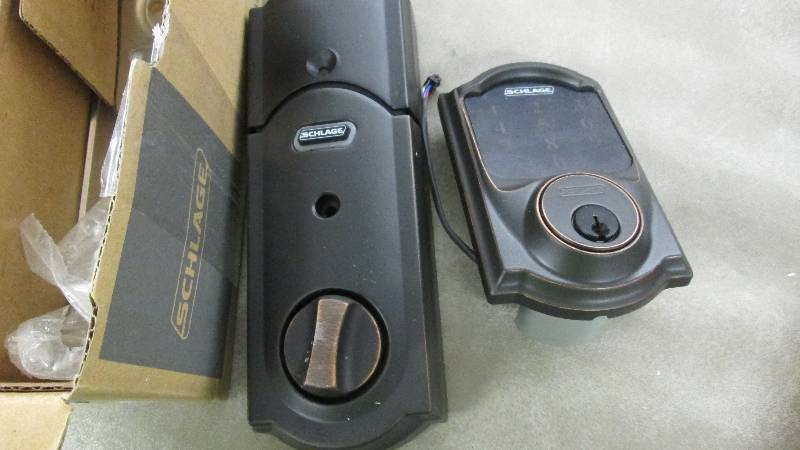 Schlage Connect Camelot Touchscreen...