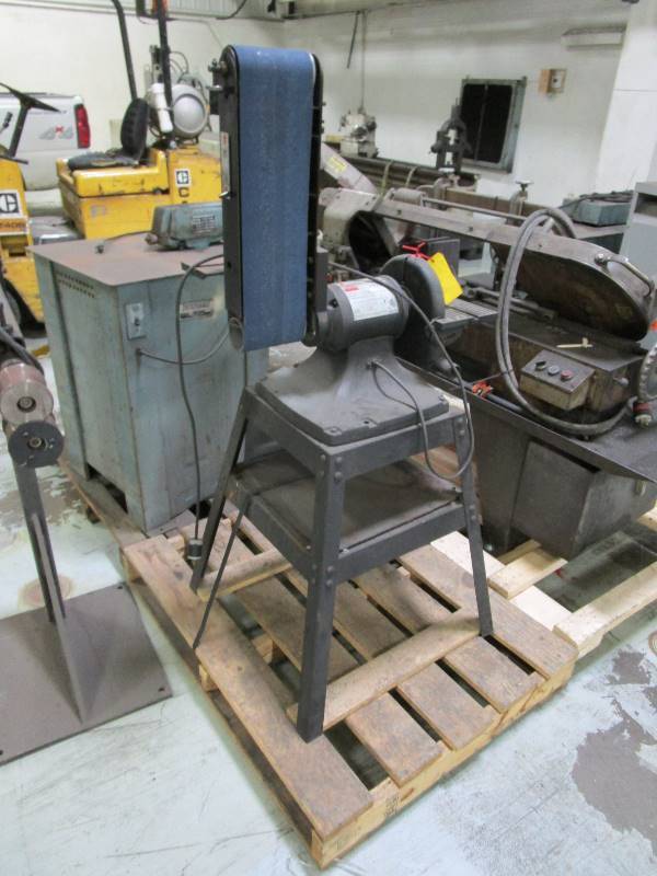 Dayton Belt & Disc Sander