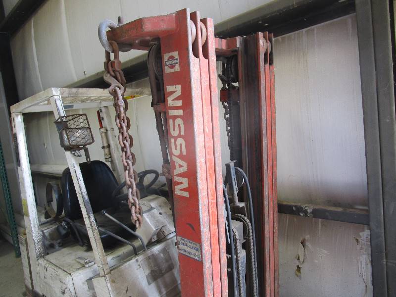 Nissan #3,000 Forklift (not running for parts)