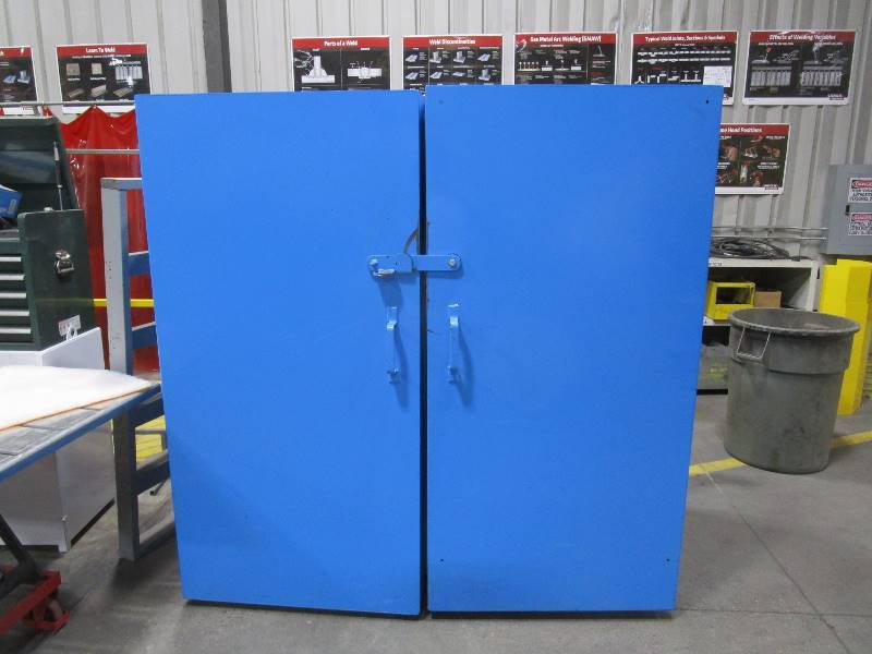 Large Shop Cabinet 6x6x38