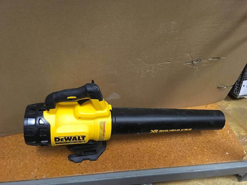 lot 33 image: DEWALT 90 MPH 400 CFM 20-Volt MAX Lithium-ion Cordless Handheld Leaf Blower - Battery and Charger Not Included like new