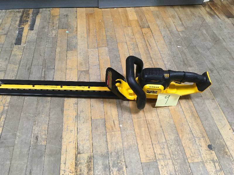 lot 9 image: DEWALT DCHT820B 20-Volt Max Hedge Trimmer Tool Only in like new condition