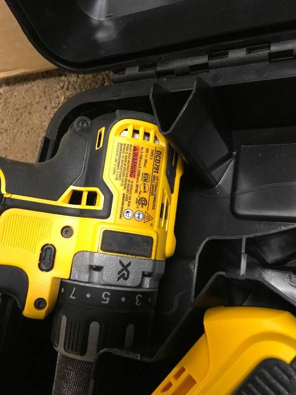 DEWALT XR 20-Volt Max 12-in Cordless Brushless Drill  in very good condition
