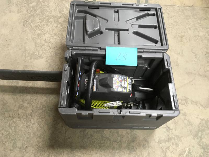 Ryobi Ry3714 Chainsaw in like new condition