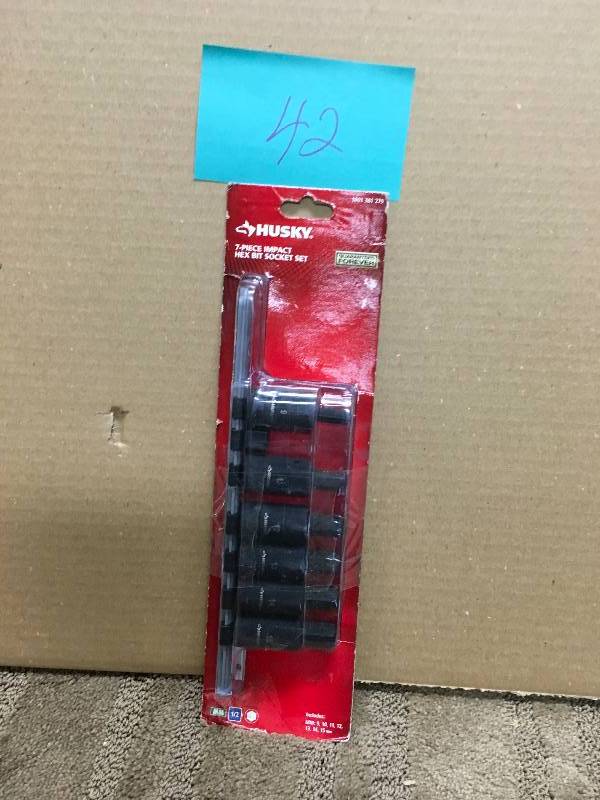 Husky 12 in. Drive Hex Bit Impact Socket Set SAE (7-Piece) not used