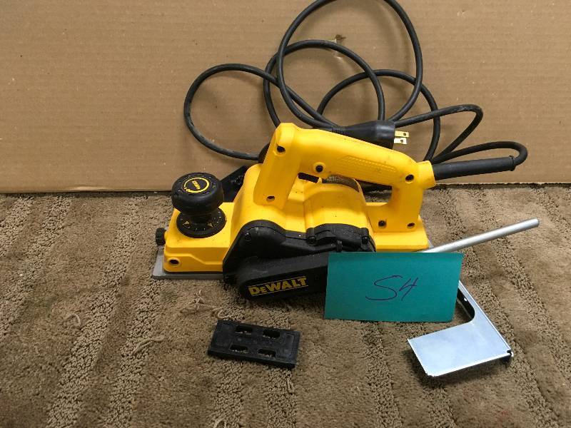 Dewalt hand planer in good condition