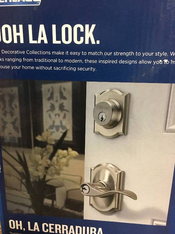 Schlage key set in good condition