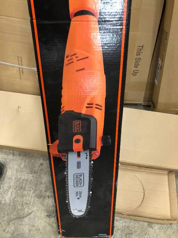 lot 22 image: BLACKDECKER 10 in. 6.5-Amp Corded Electric Pole Saw not used