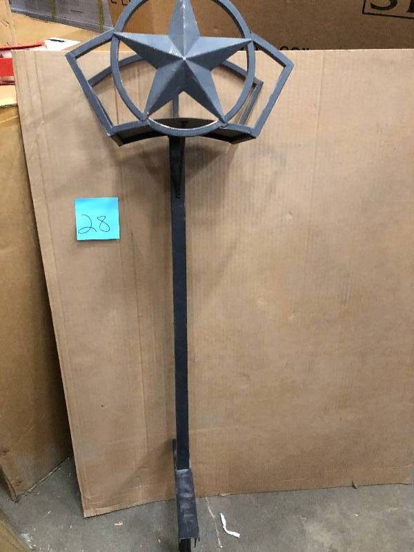 lot 28 image: Hampton Bay Star Hose Stand not used
