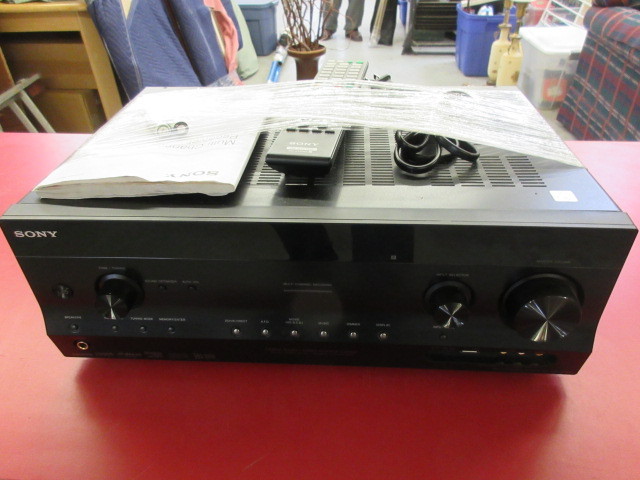 lot 318 image: SONY RECEIVER STR-DN1020
