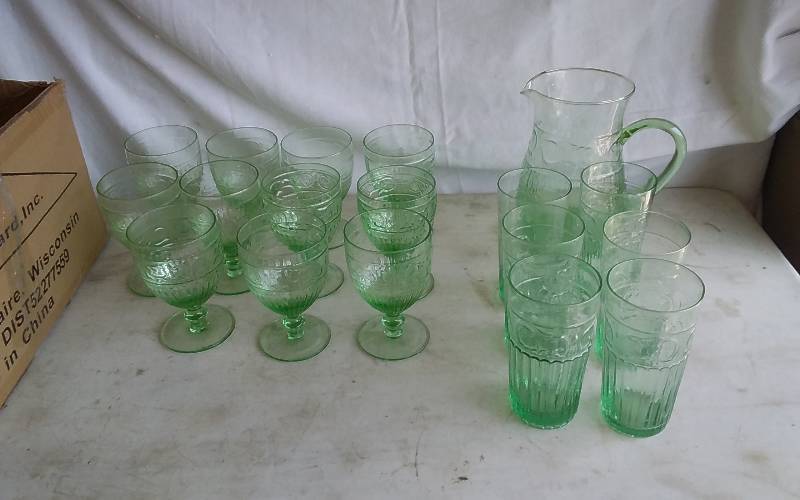 Green Glass Beverage Set-18 Pieces