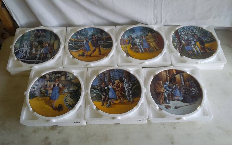 7 Knowles Collector Plates Wizard Of Oz Theme By Lazlo-Plates, Boxes & COAs