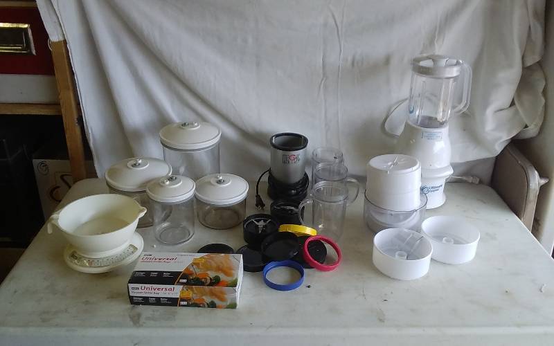 Magic Bullet, ChopperBlender, Canisters