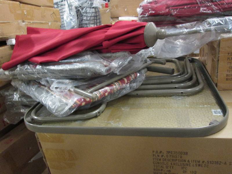 Folding Patio Set open box Retail $...