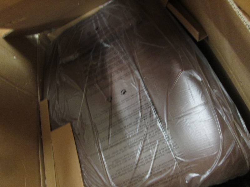 Zero Gravity Chair open box, untest...