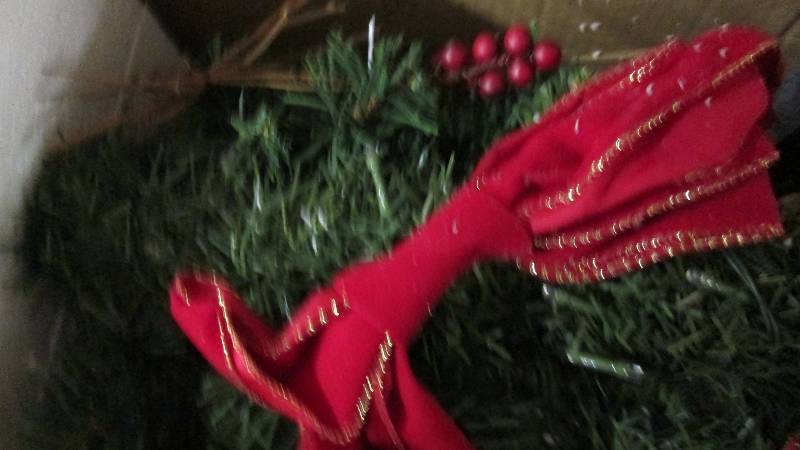 Prelighted Topiary with Lantern ope...