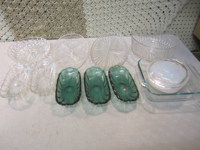 lot 67 image: Lot of Serving Dishes Etc.  RM1...