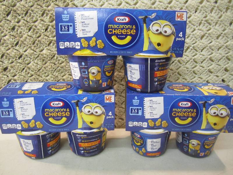 lot 74 image: 3 - 4 packs Kraft Macaroni & Cheese...