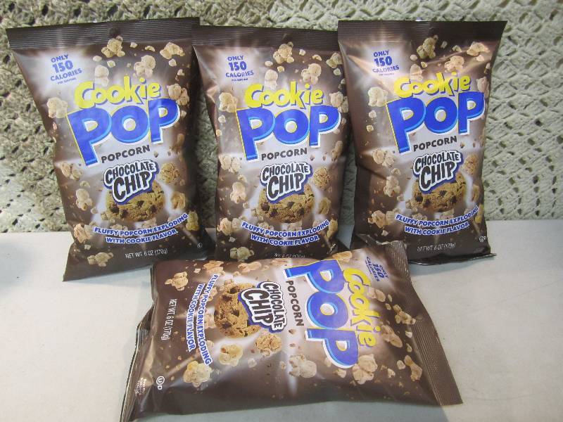 lot 107 image: 4 Bags Cookie Pop Popcorn Chocolate...
