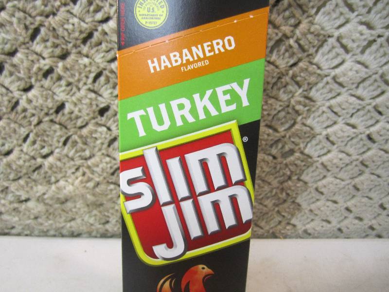 lot 131 image: Box of 24 Slim Jim Snack Sticks Hab...