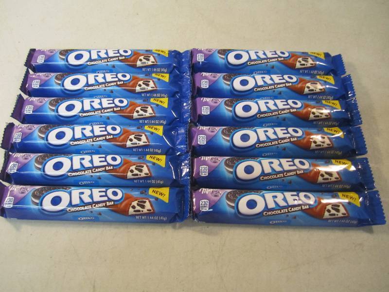 lot 134 image: 12 Oreo Chocolate Candy Bars Best b...