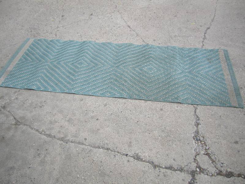 lot 181 image: Rug 30.5 x 92  EW2...