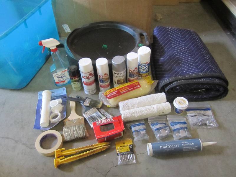 lot 183 image: Plastic Tote of Misc See Photos  D-...