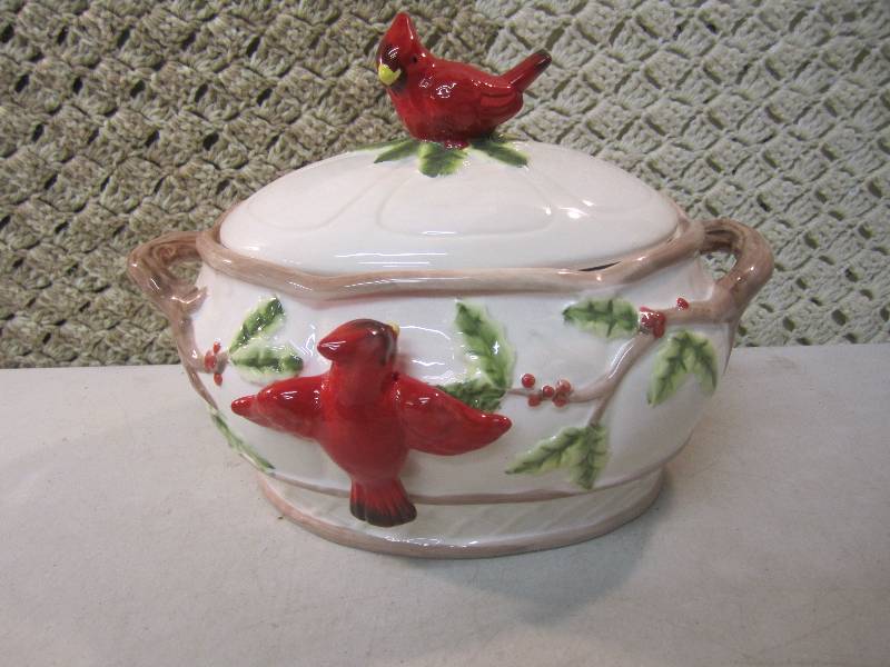 lot 189 image: Large Ceramic Cardinal Container wi...