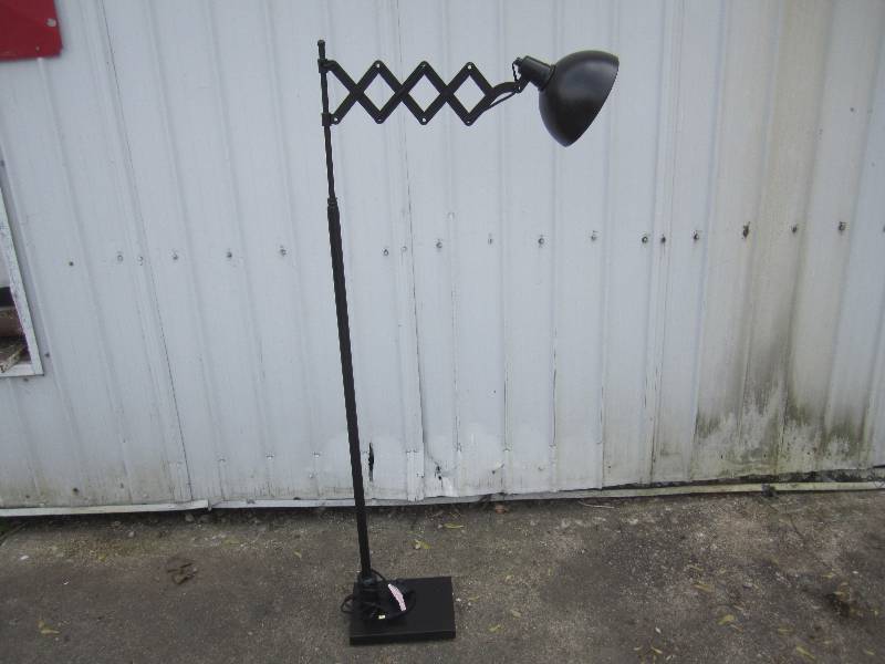 lot 196 image: Expandable Floor Lamp Black 58.5 t...