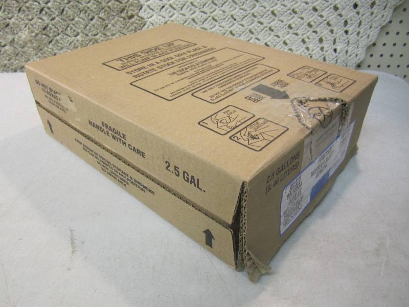 lot 222 image: 2.5 Gallons of Powerade Mountain Bl...