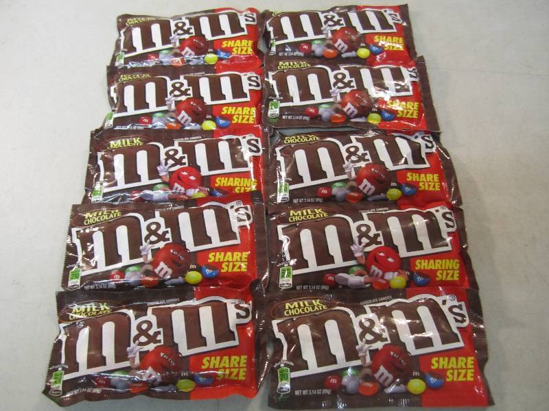 lot 225 image: 10 Share Size Bags of M&Ms Best by...