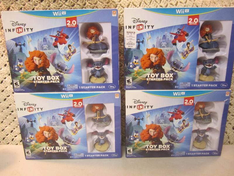 lot 252 image: 4 Disney Infinity 2.0 Toy Box Start...