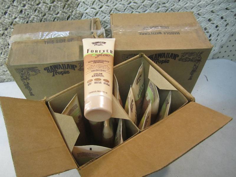 lot 275 image: 3 Cases of 12 each Hawaiian Tropic ...