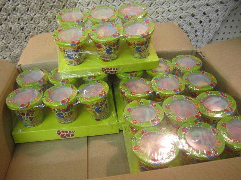 lot 281 image: Case of 24 Cups Goody Cups Sour Gum...