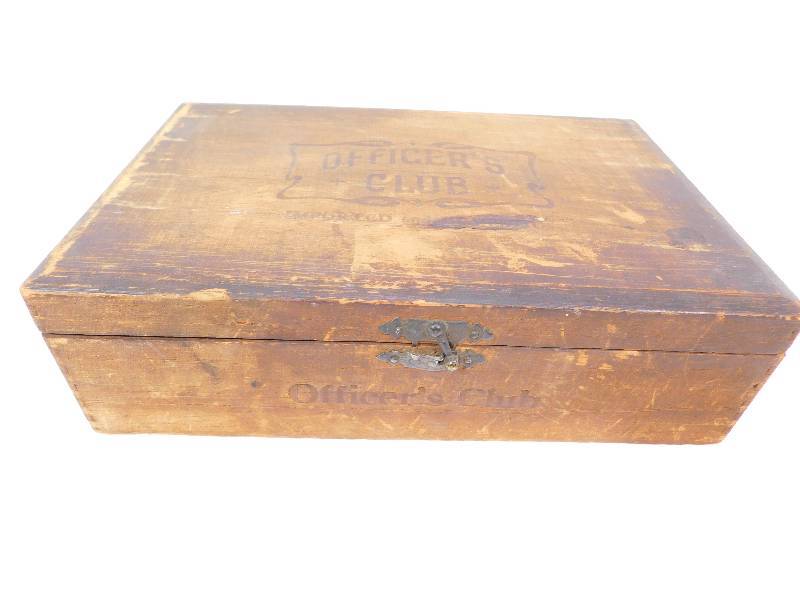 lot 21 image: Officers Club Imported & Domestic Cigar Box
