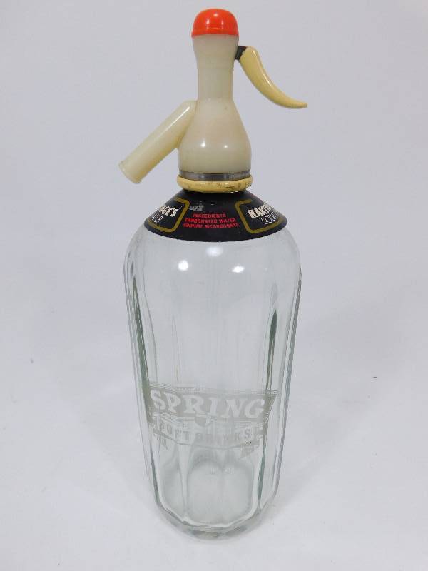 lot 24 image: Hartridges Soda Water Decanter