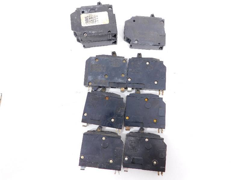 lot 77 image: Circuit Breakers